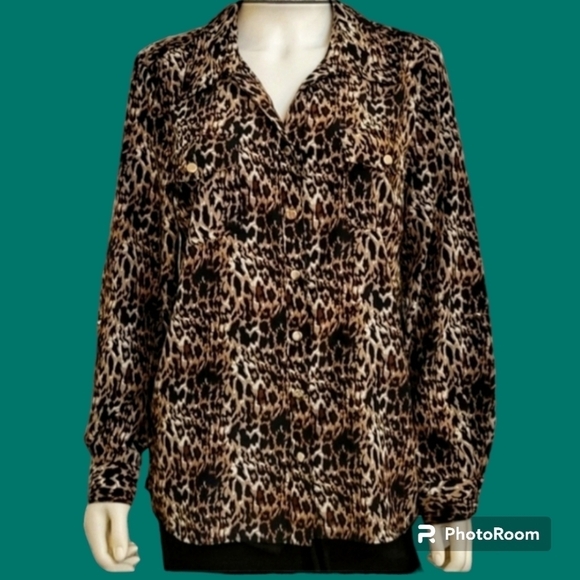 3/$30 NOTATIONS Cheetah Print Button Down Long Sleeve Mobwife Shirt - Picture 1 of 9
